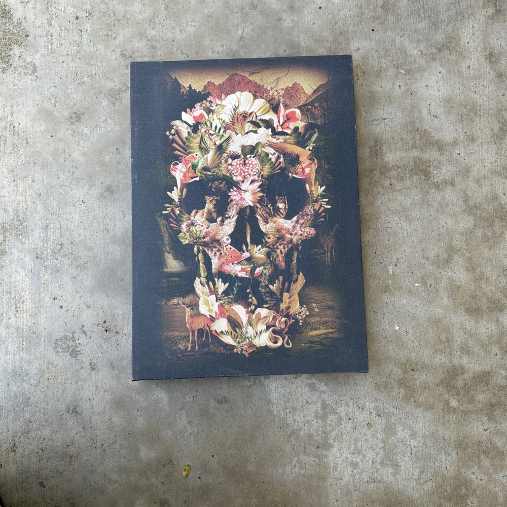 Jungle Skull | Bloom Skull | Ali Gulec | print on canvas